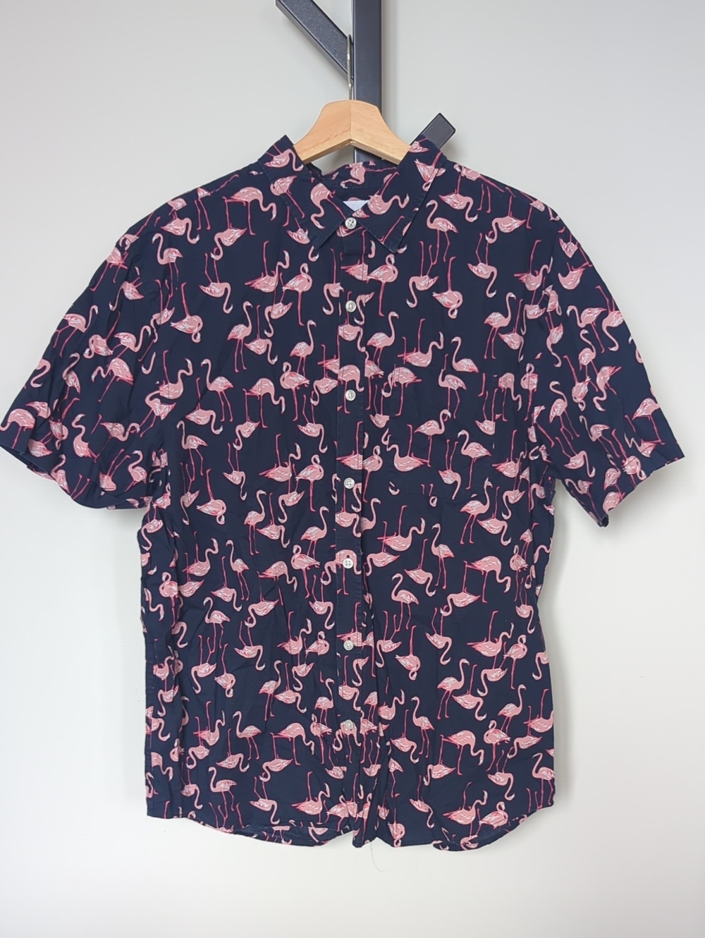Old Navy Navy Short-Sleeve Button-Up Shirt with Pink Flamingo Print Size XL